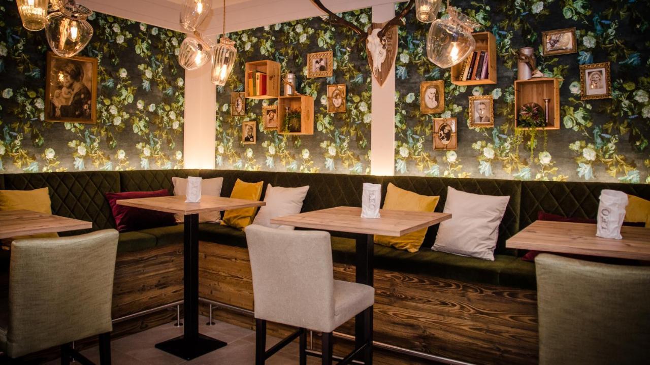 Отель Cafe-Restaurant Leo Кальсдорф-бай-Грац Экстерьер фото